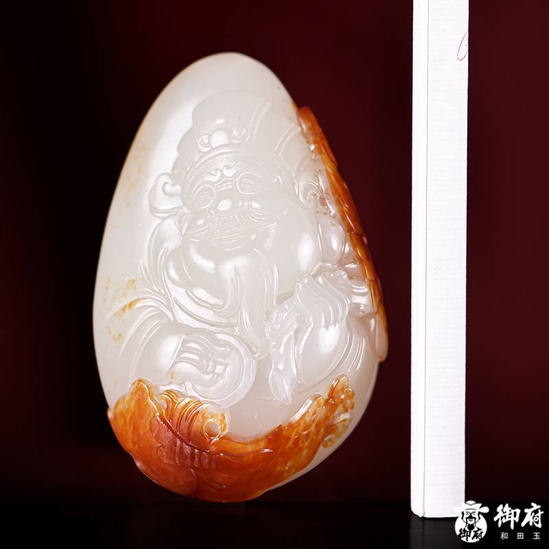 新疆和田玉红皮白玉独籽挂件 财神赐福 35克