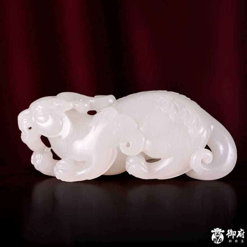 新疆和田玉原毛孔皮白玉籽玉挂件 貔貅 55.2克