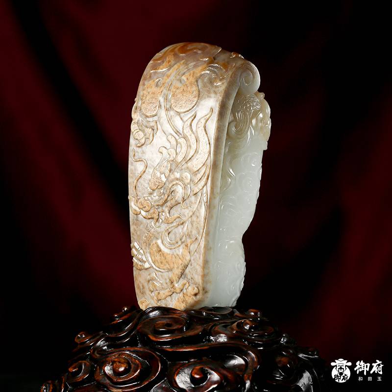 新疆和田玉枣红皮一级白白玉籽玉小摆件 龙凤呈祥 339克