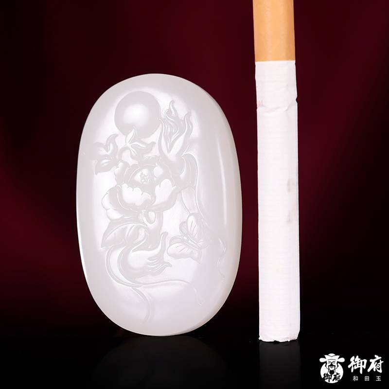 新疆和田玉籽玉玉牌 佛手拈花 41.6克