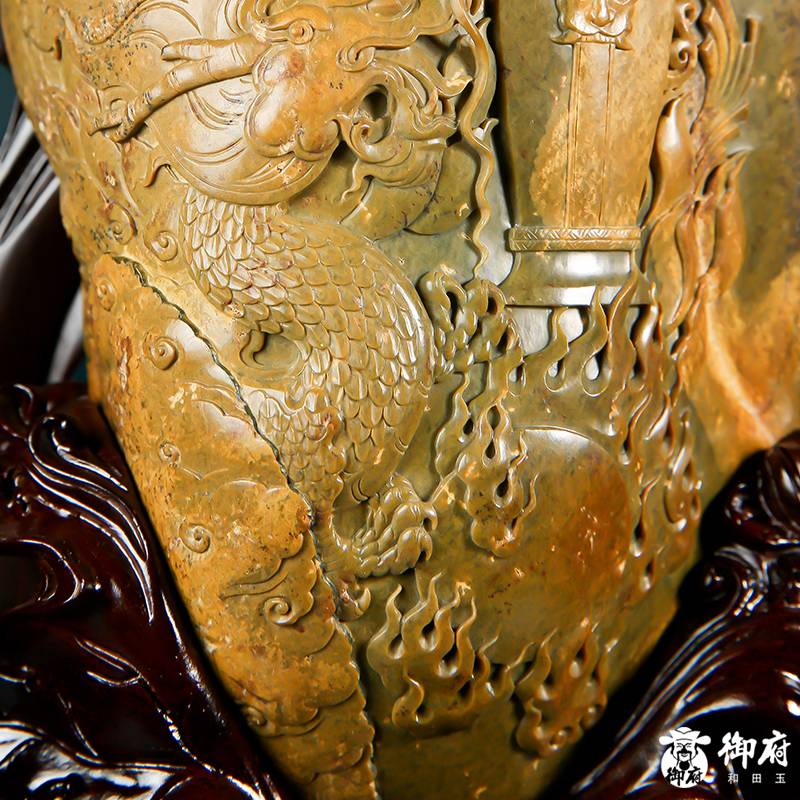 “玉龙奖金奖”作品 付雪飞工作室 河磨玉雕乘龙观音摆件 2566克
